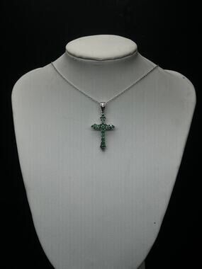 Vintage 925 Sterling Natural Emerald Cluster Cross Pendant Necklace